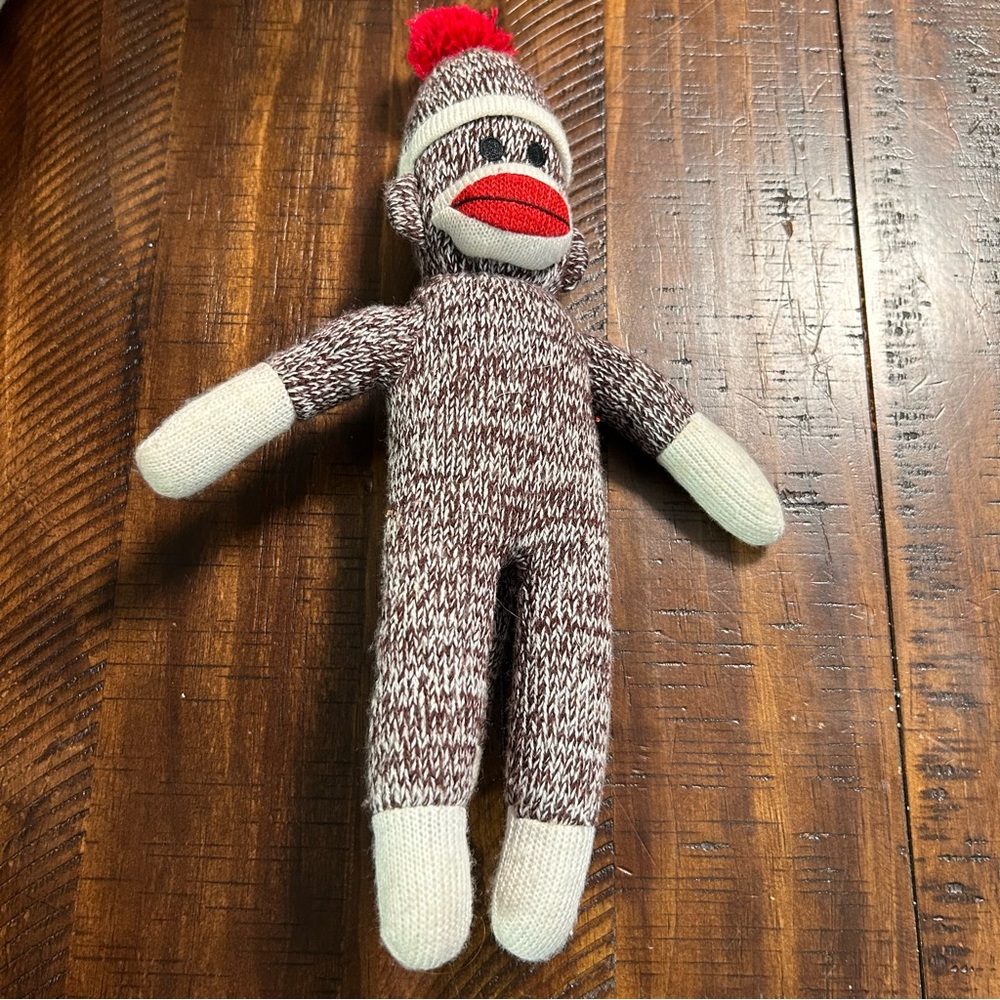 Pennington Hand Knit Gray‎ Red Sock Monkey 10"
